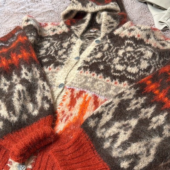 Free People Sweaters - EUC free people sweater size medium